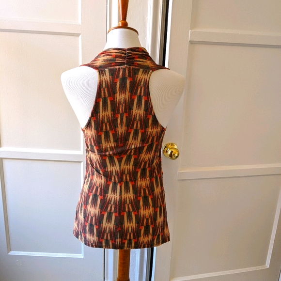 Viereck pattern v neck top Size xs - Picture 4 of 12